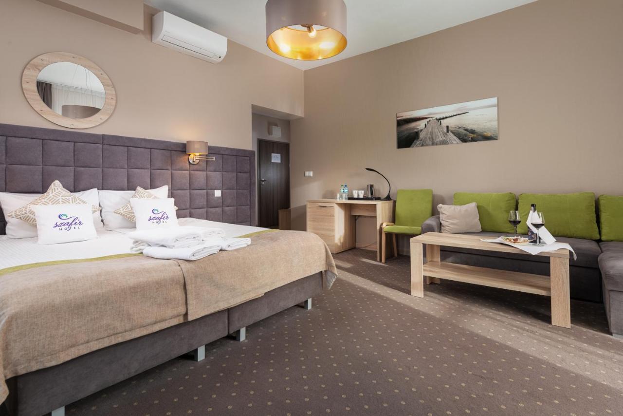 Hotel Szafir Jastrzębia Góra エクステリア 写真