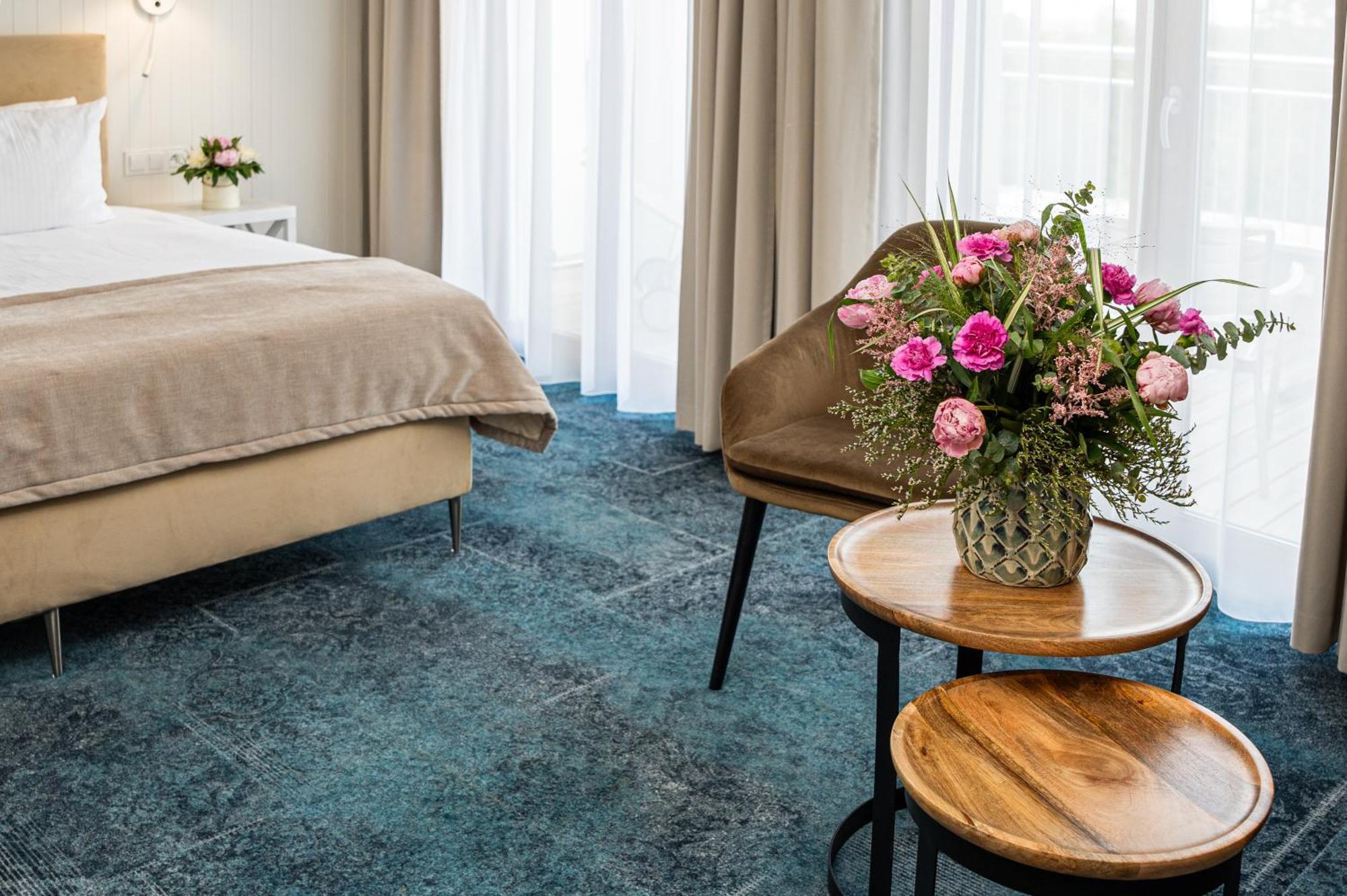 Hotel Szafir Jastrzębia Góra エクステリア 写真