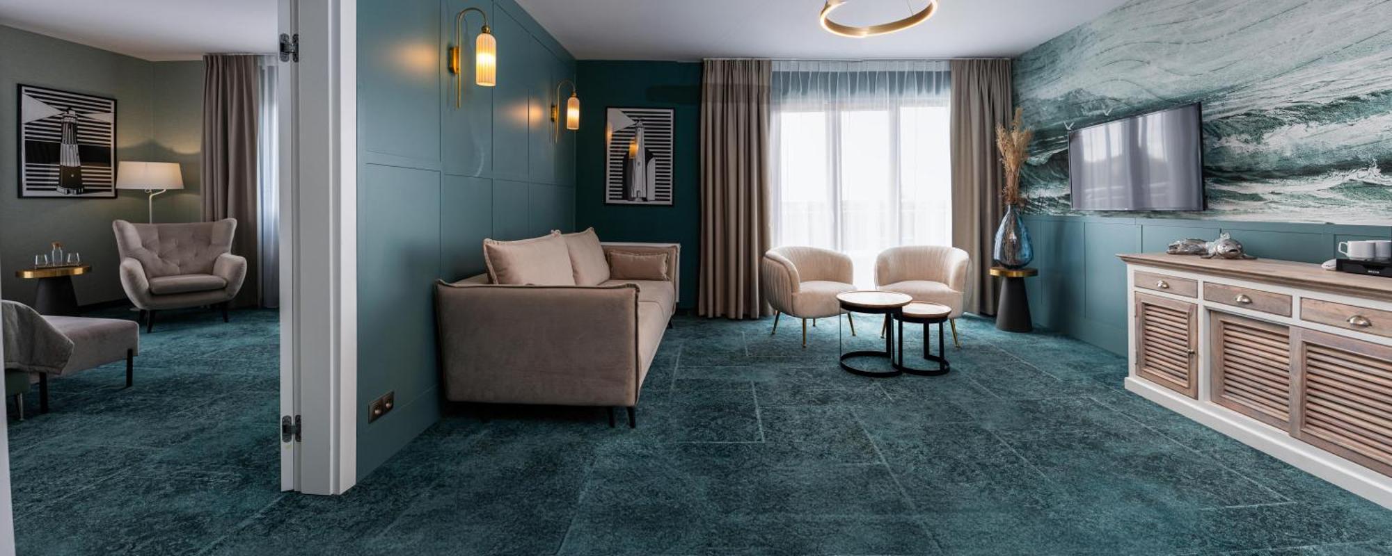 Hotel Szafir Jastrzębia Góra エクステリア 写真